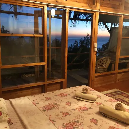 Oda ve Kahvaltı Honey Hill Faralya