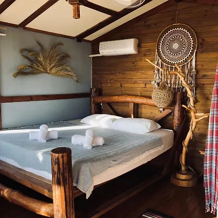 Honey Hill Forest Cabins By The Sea *