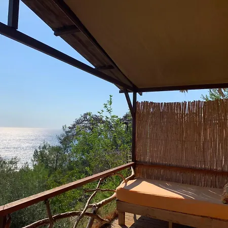 Honey Hill Forest Cabins By The Sea * Faralya